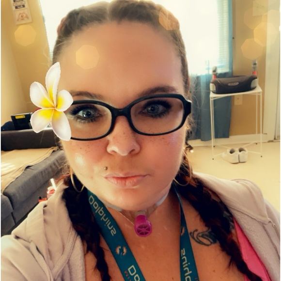 Meet your Posher, Not - Picture 2 of 2